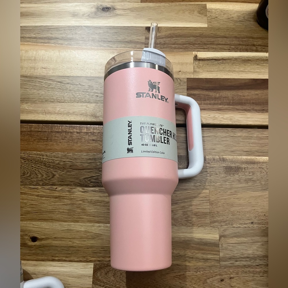 Stanley Cup 40 oz With Handle